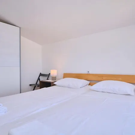 Meri Apartment *