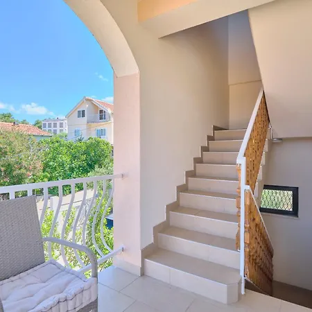 Meri By Litto Apartamento *