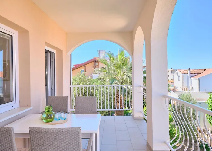 Meri By Litto